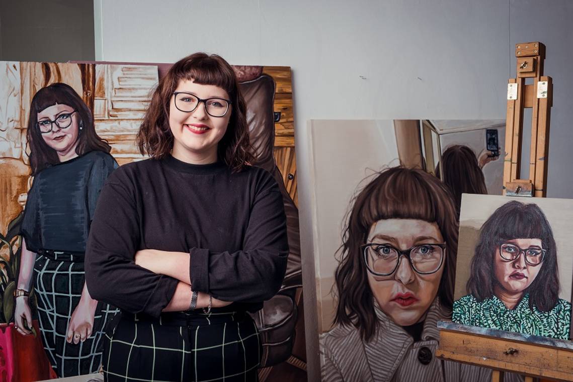 Fine Art Student with selfportraits