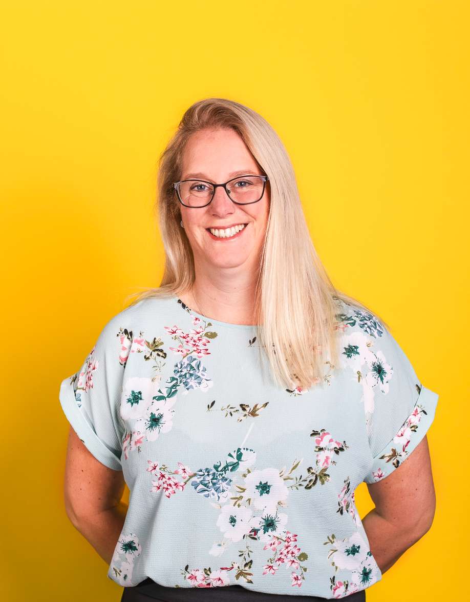 Mandi Syrett staff profile photo