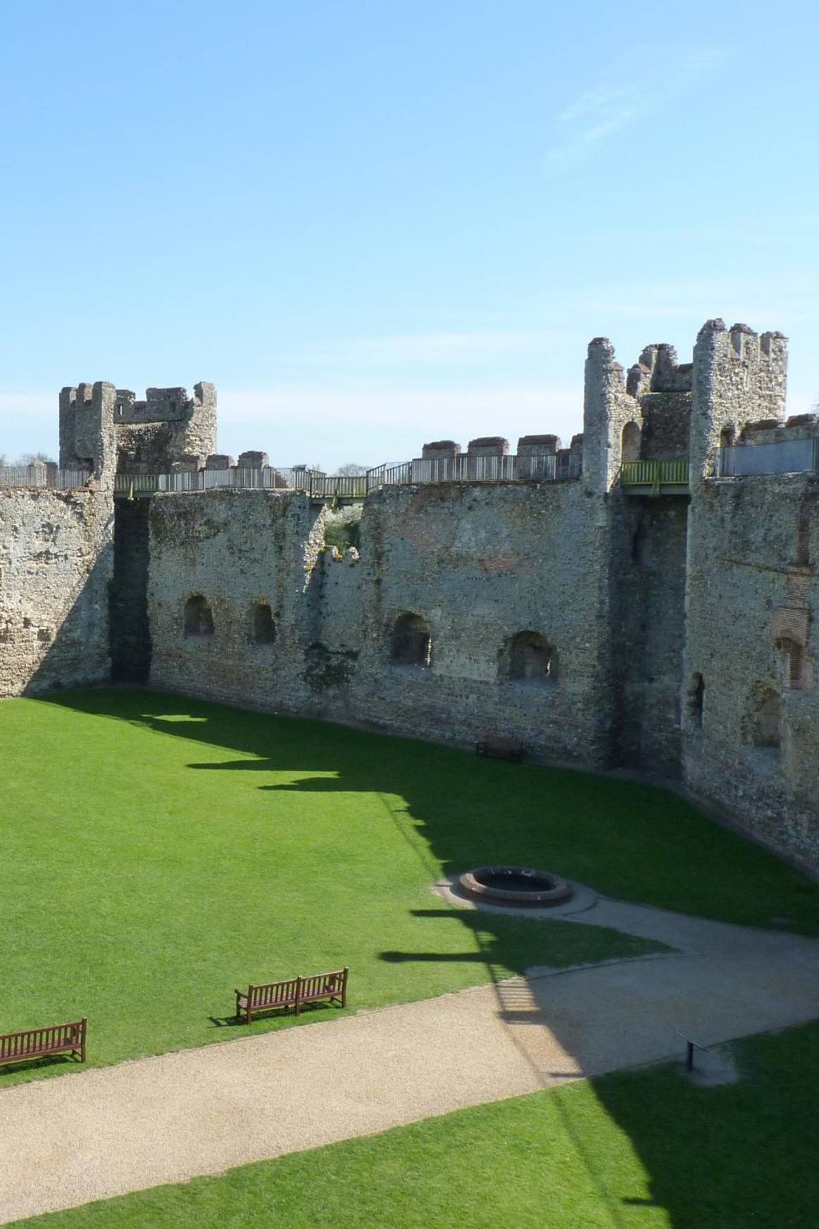 Court yard at Framlingham Castle