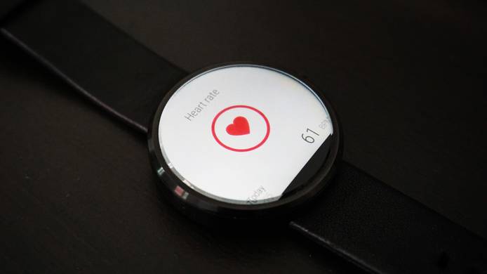 Smart watch with heart rate reading