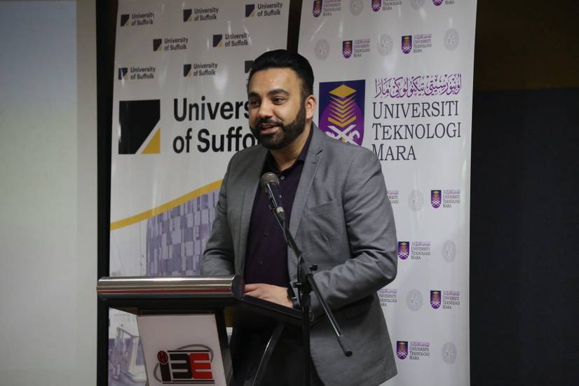 Professor Gurpreet Jagpal addressing the audience for the launch of the UiTM Innovation Labs
